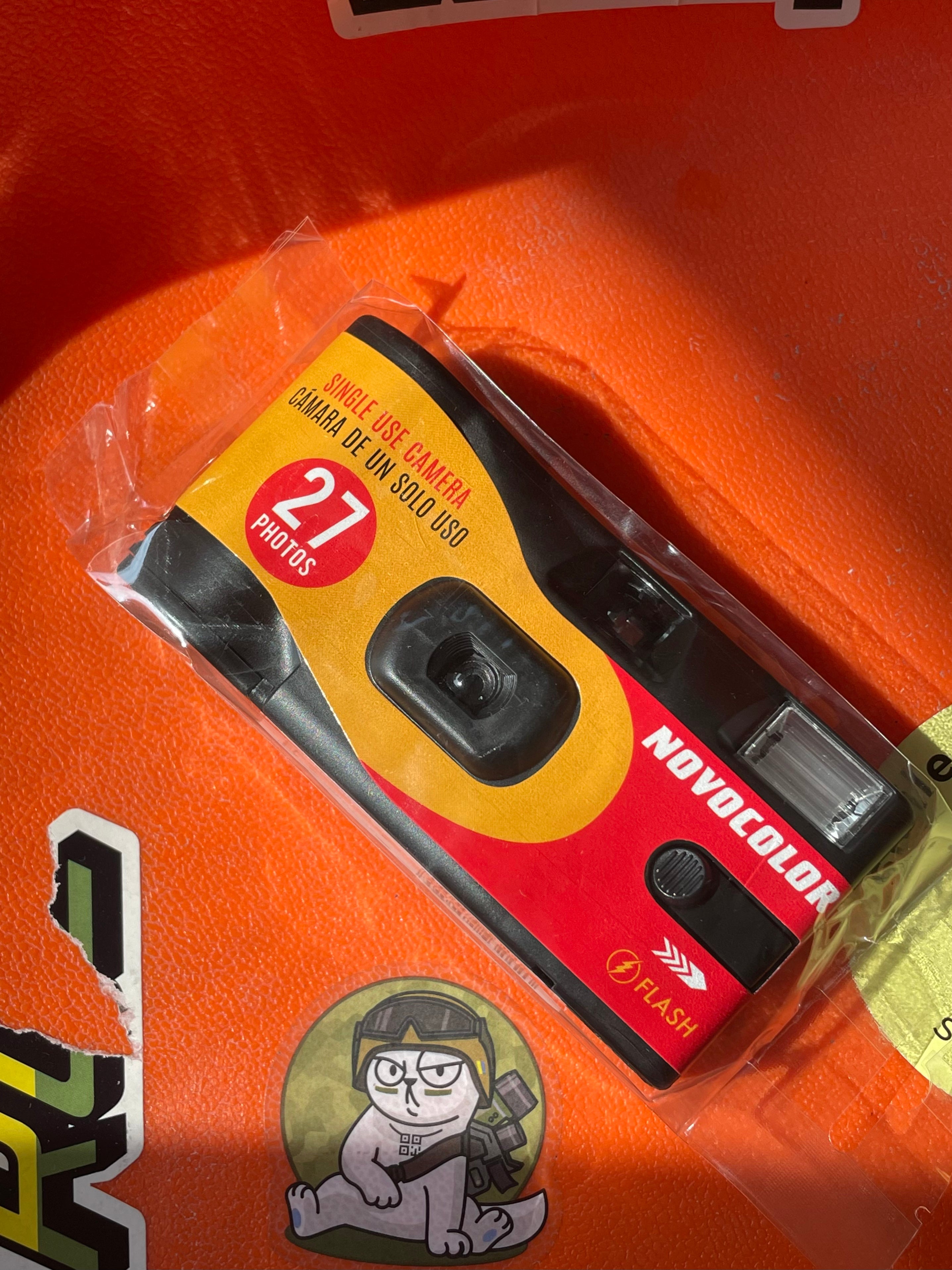 Single use camera NOVOCOLOR | 27 exp. color film