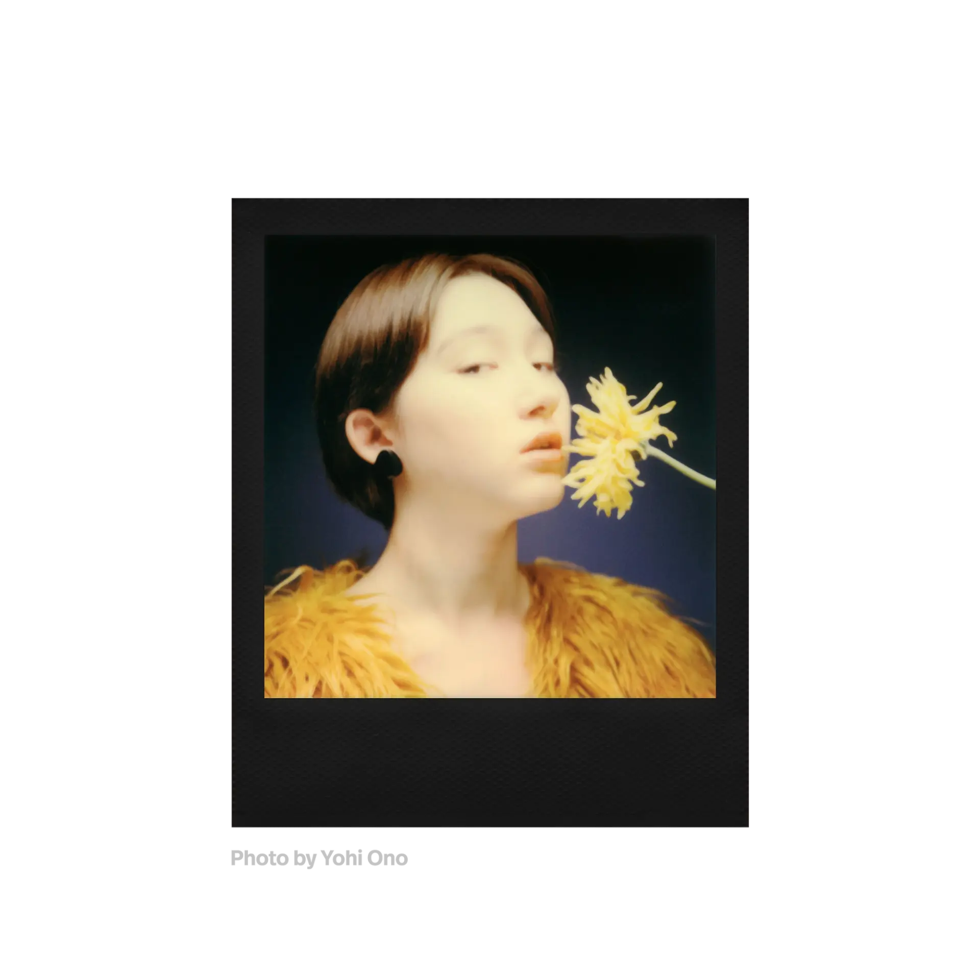 Polaroid Color film I-Type | black frame edition (8 exp.)