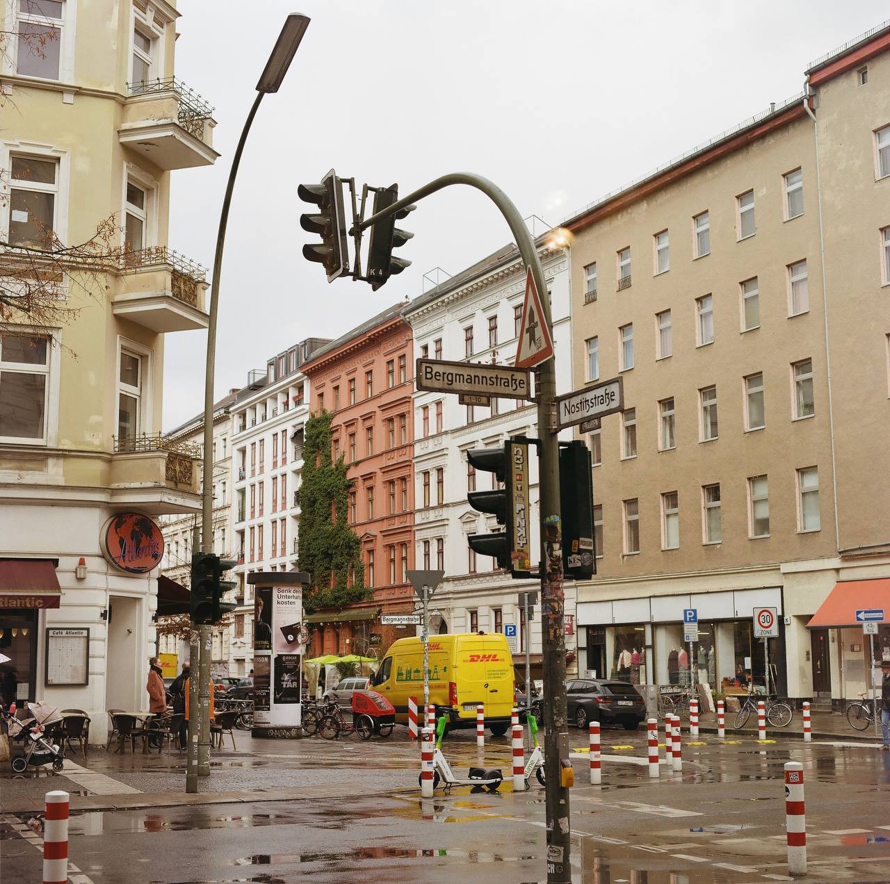 traffic light  captured on C41 color negative film
