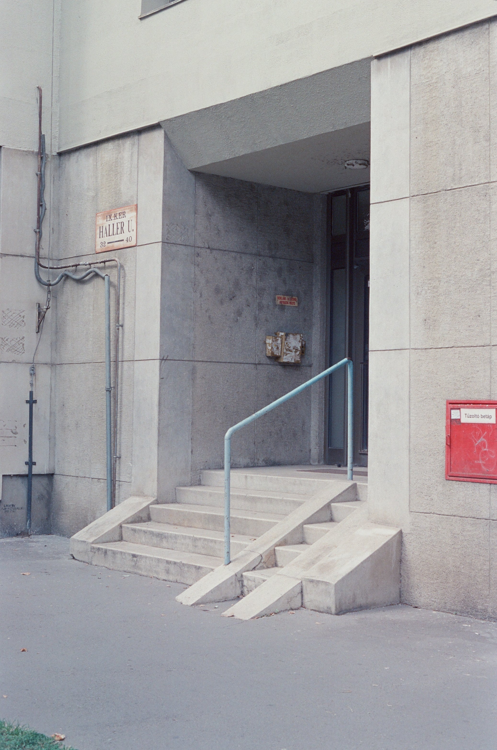 Natural colors on motion picture film