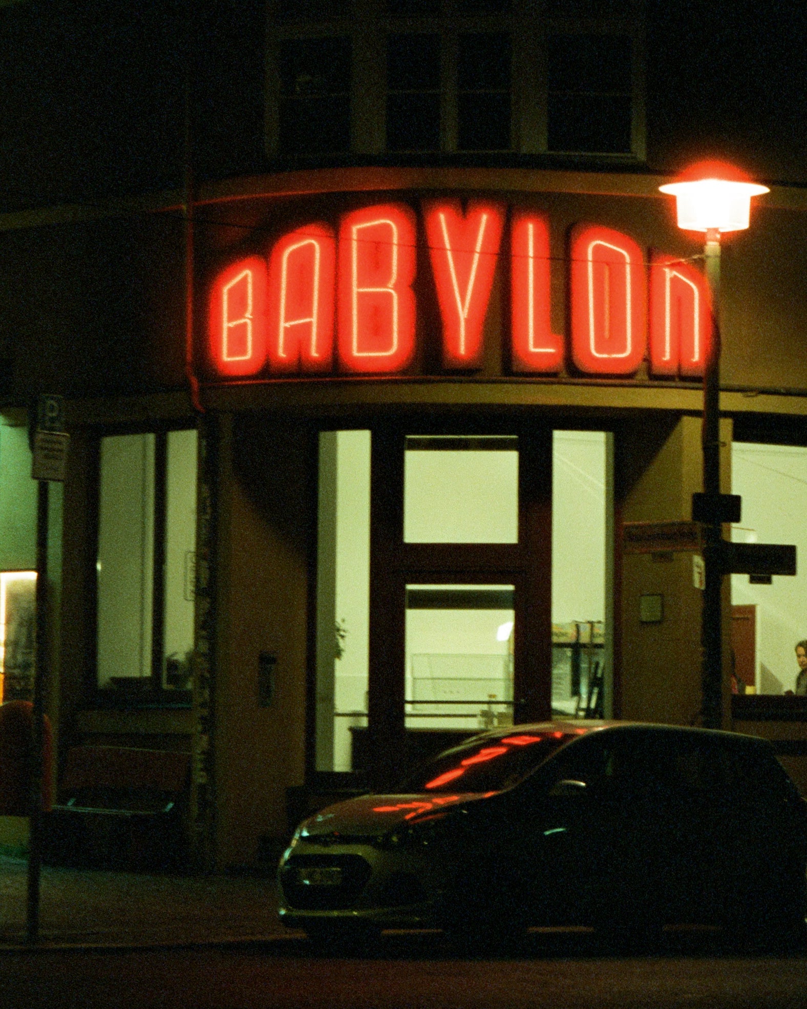 halation on c41 color negative film