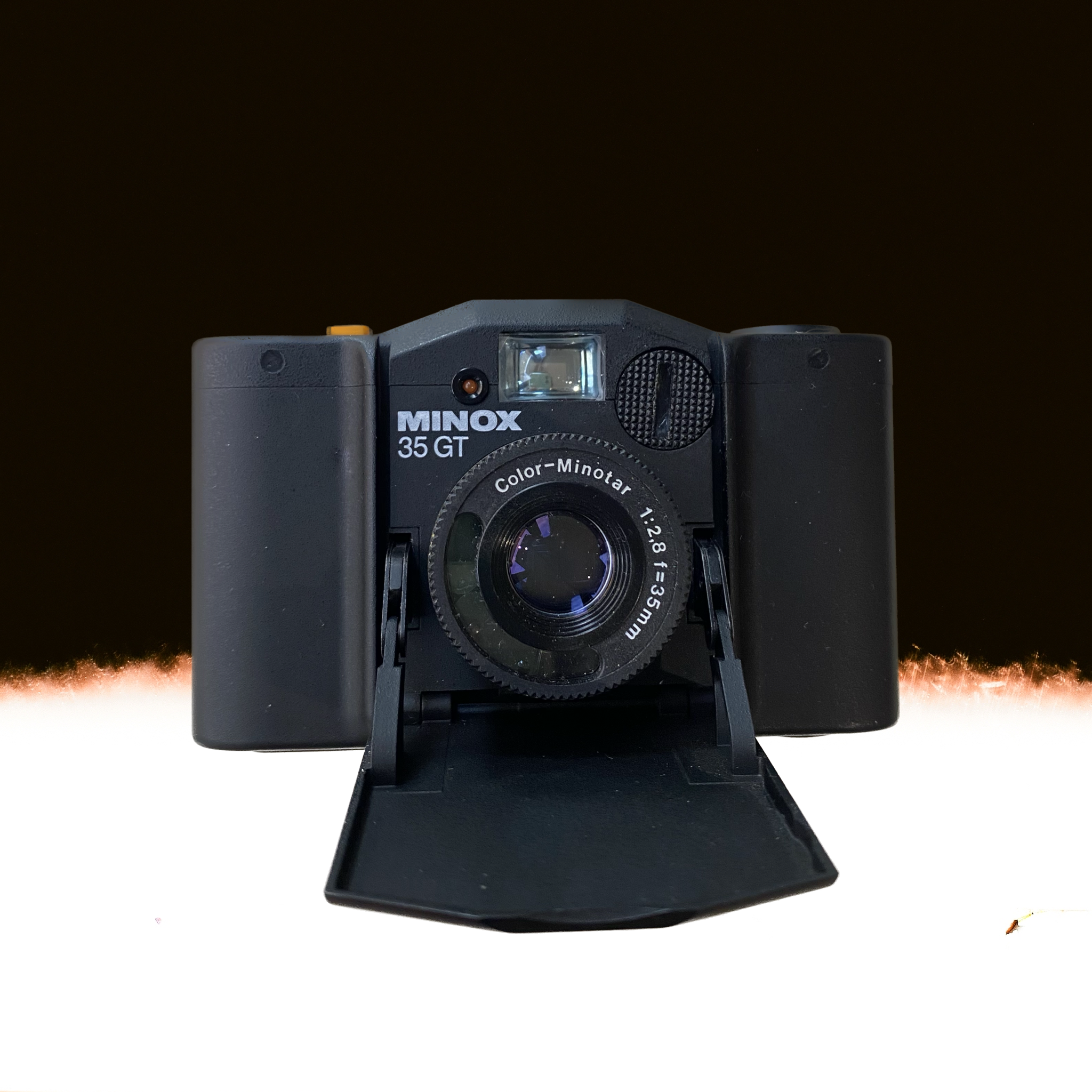 Minox GT35 viewfinder film camera with flash