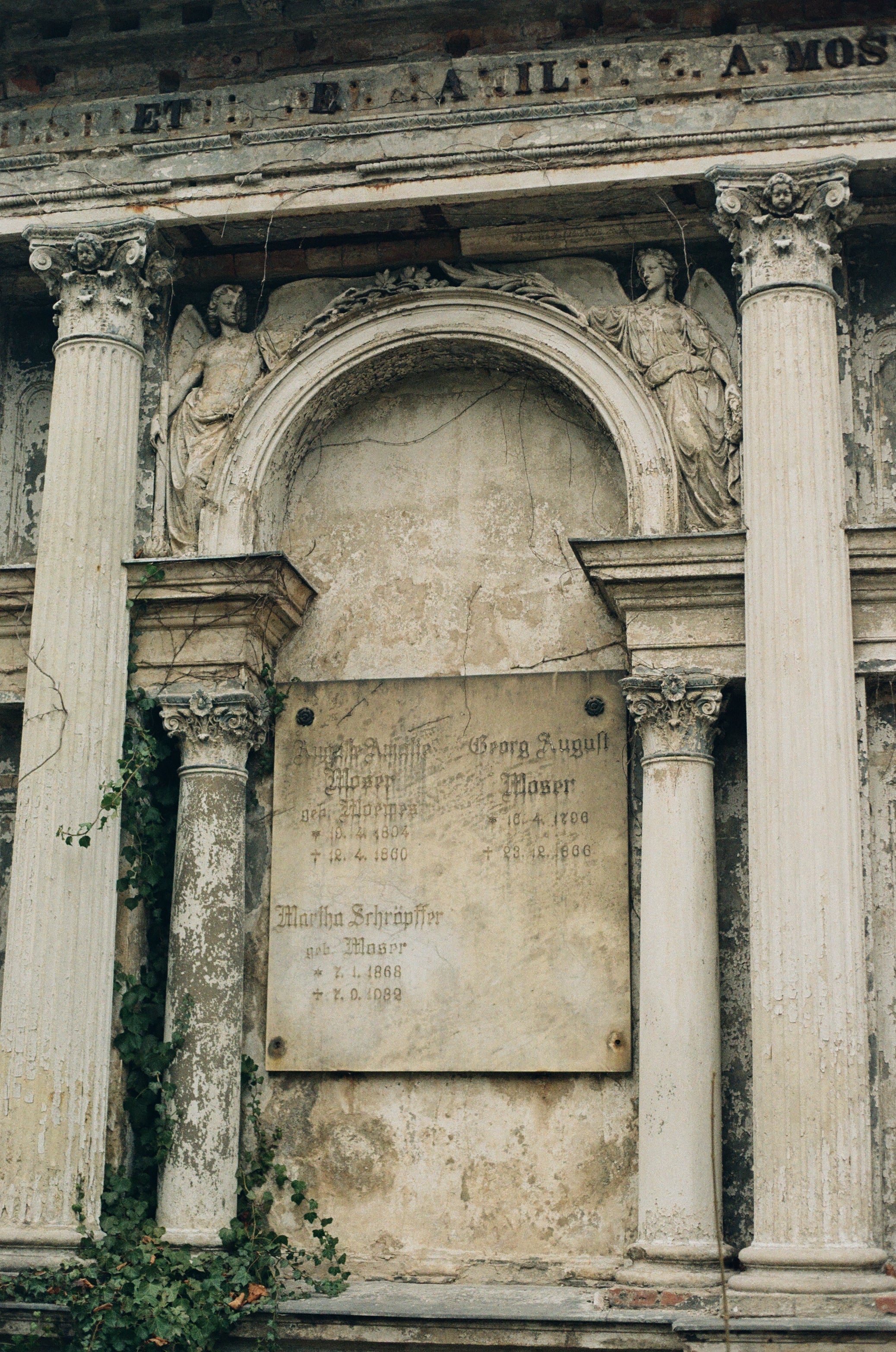 Kodak Kodacolor 200 Color Negative Film (35mm Roll Film, 36 Exposures)