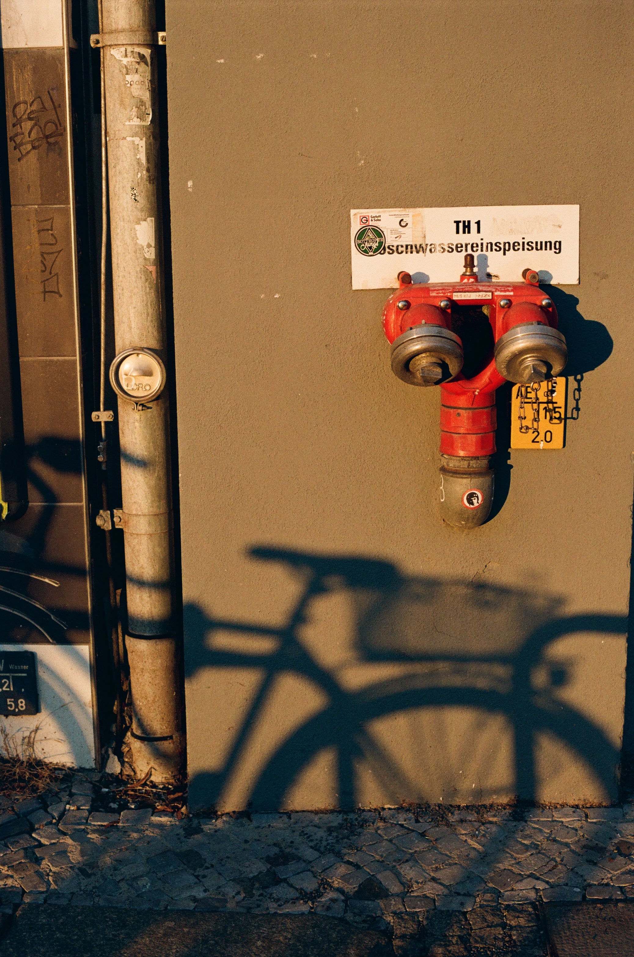 Kodak Kodacolor 200 Color Negative Film (35mm Roll Film, 36 Exposures)