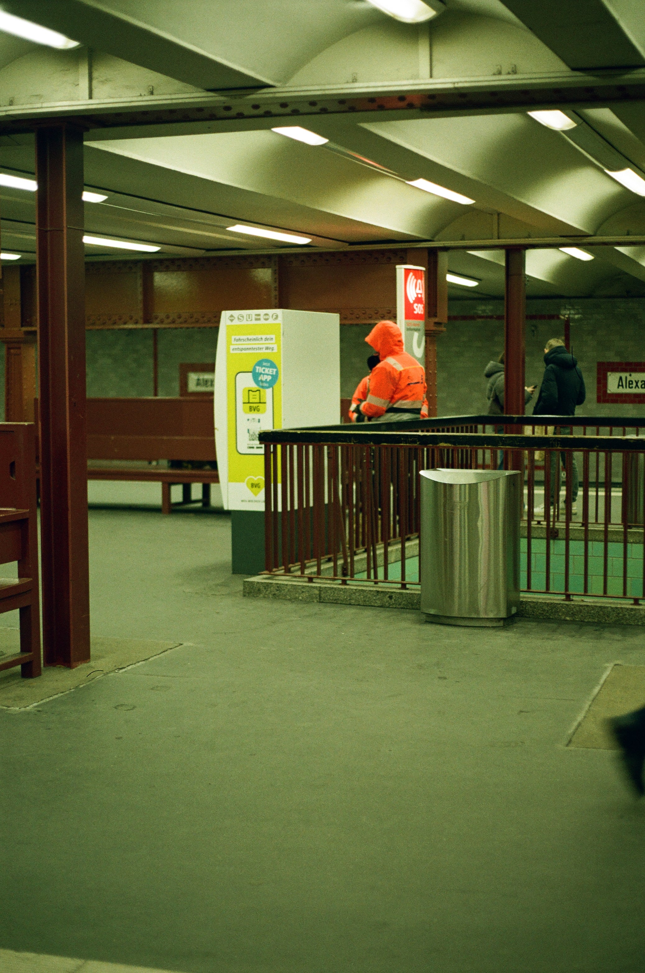 Kodak Kodacolor 200 Color Negative Film (35mm Roll Film, 36 Exposures)