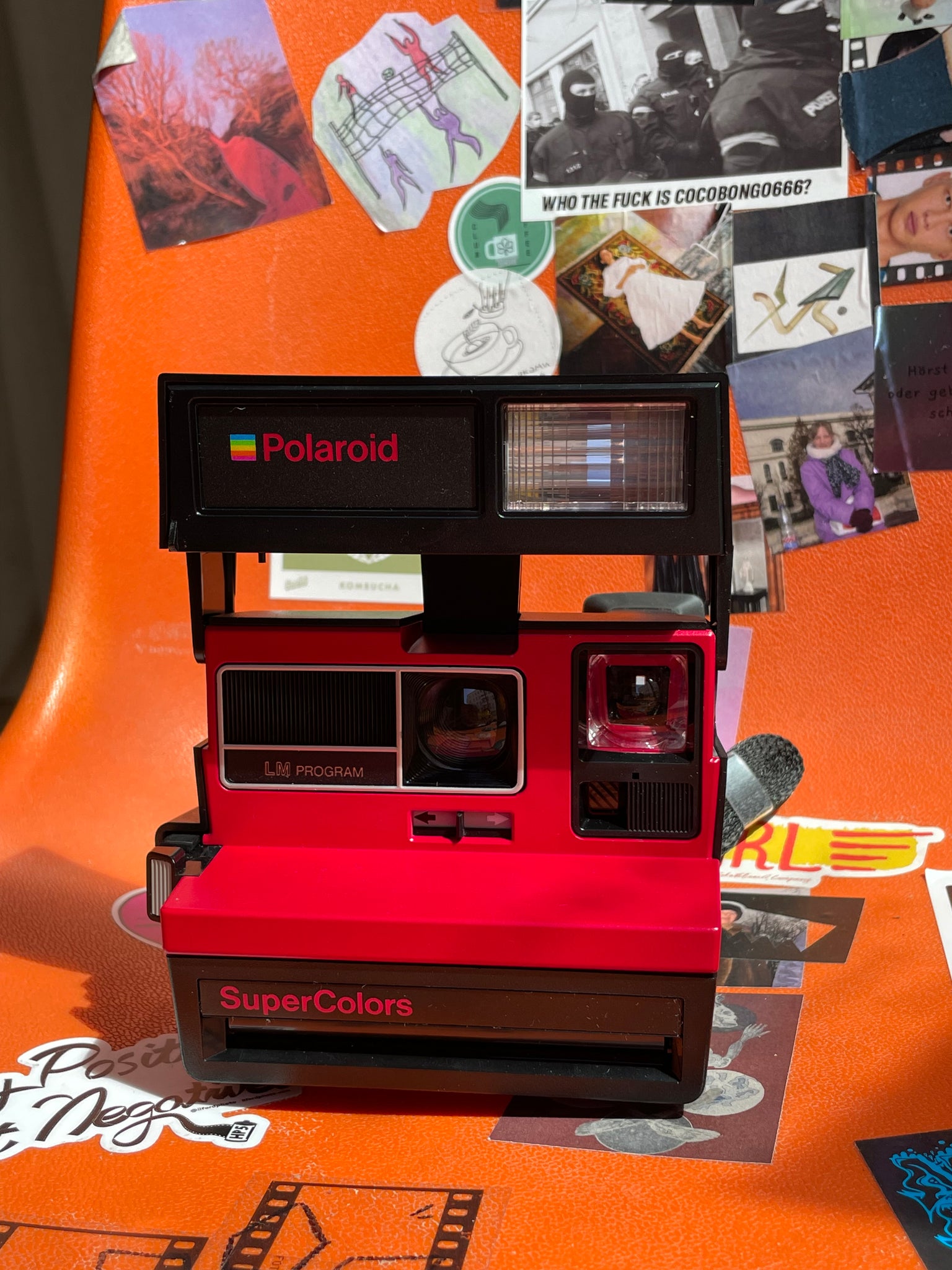 Polaroid Supercolors LM program instant camera \ redcolor