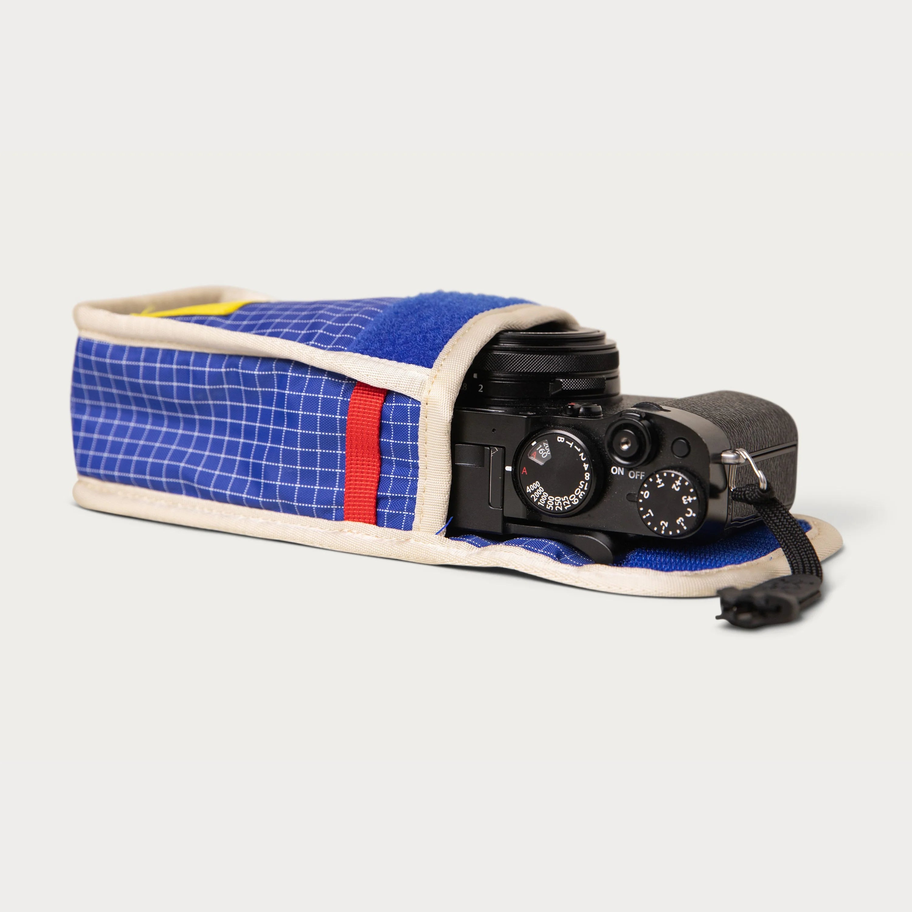 Long Weekend Kameratasche Creme Multicolor